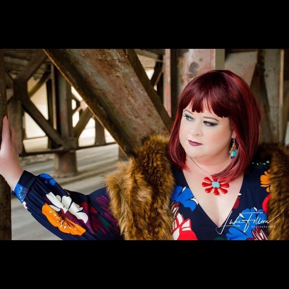 Meet your Posher, Shari - Picture 4 of 6